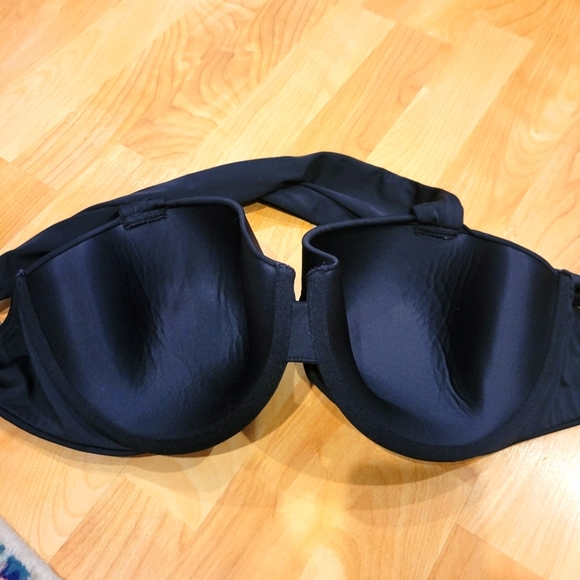 Victoria's Secret Balconette Underwire Bikini Top Black Size 38DDD Large - Picture 3 of 4